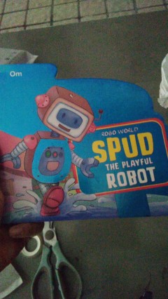 Robo World Spud The Playful Robot